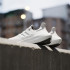 Chaussures Running adidas de Ultraboost Light