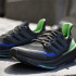 Chaussures Running adidas de Ultraboost Light