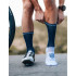 Chaussettes cyclisme de Compressport Pro Racing v4.0 Bike Dress Bleu/Blanc