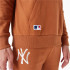 Sweat New Era League Essential Oversized New York Yankees Marron