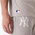 T-shirt New Era League Essentials Oversized New York Yankees Beige Unisexe