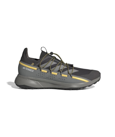 Chaussures par Montagne adidas Terrex Voyager 21 Travel...