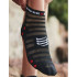 Chaussettes Running de Compressport Pro Racing v4.0 Ultralight Run Low Black