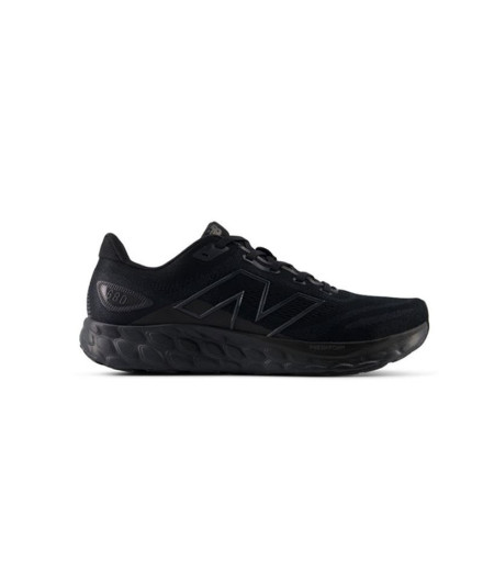 Chaussures Running de New Balance Fresh Foam 680 v8 Noir