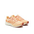 Chaussures Running de New Balance Fresh Foam 680 v8 Fleur de pêcher Femme