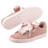 Chaussures pour femmes Puma Sportswear Suede Heart Pebble Wn'S