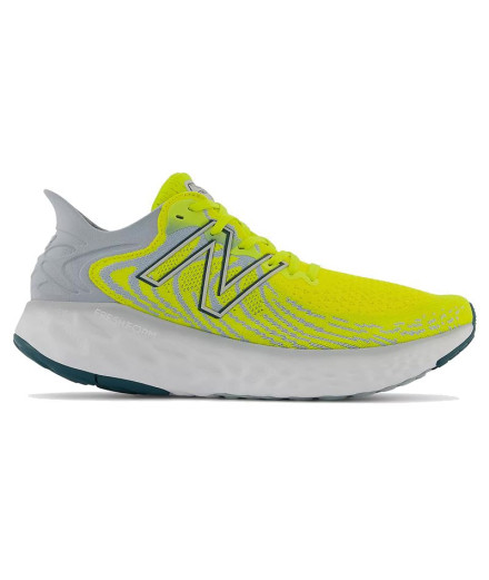 Chaussures running de New Balance Fresh Foam 1080v11 M Jaune